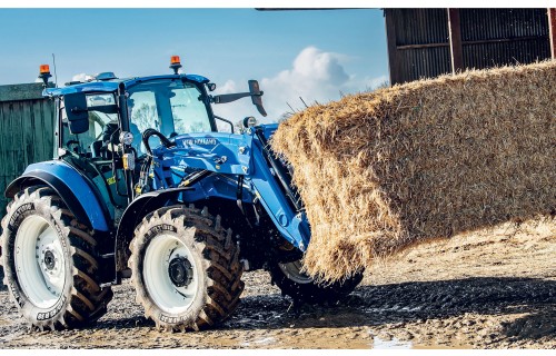 Jaunākās paaudzes New Holland T5 Dual Command traktors – jauns dizains un aprīkojums