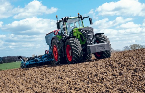 Fendt 933 Vario – tiem, kuri vēlas palielināt savas saimniecības jaudu