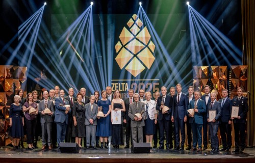 Pasniegtas meža nozares balvas “Zelta čiekurs 2025”