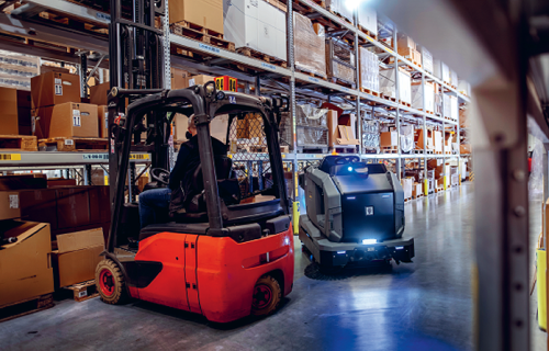 Tīrīšanas nākotne ir klāt: visaptverošs ieskats Kärcher KIRA autonomajos robotos